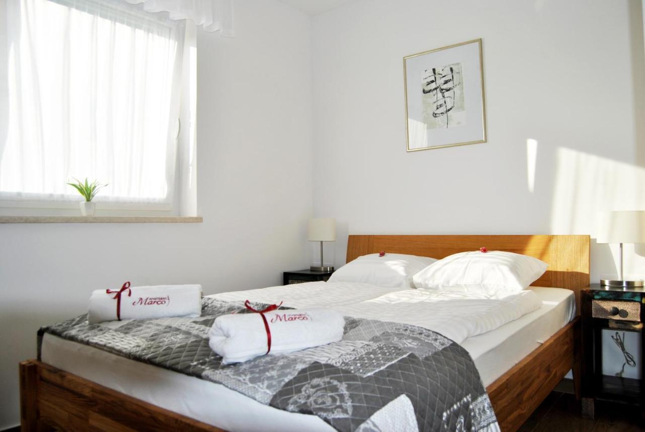 Marco Apartments Fažana Eksteriør bilde